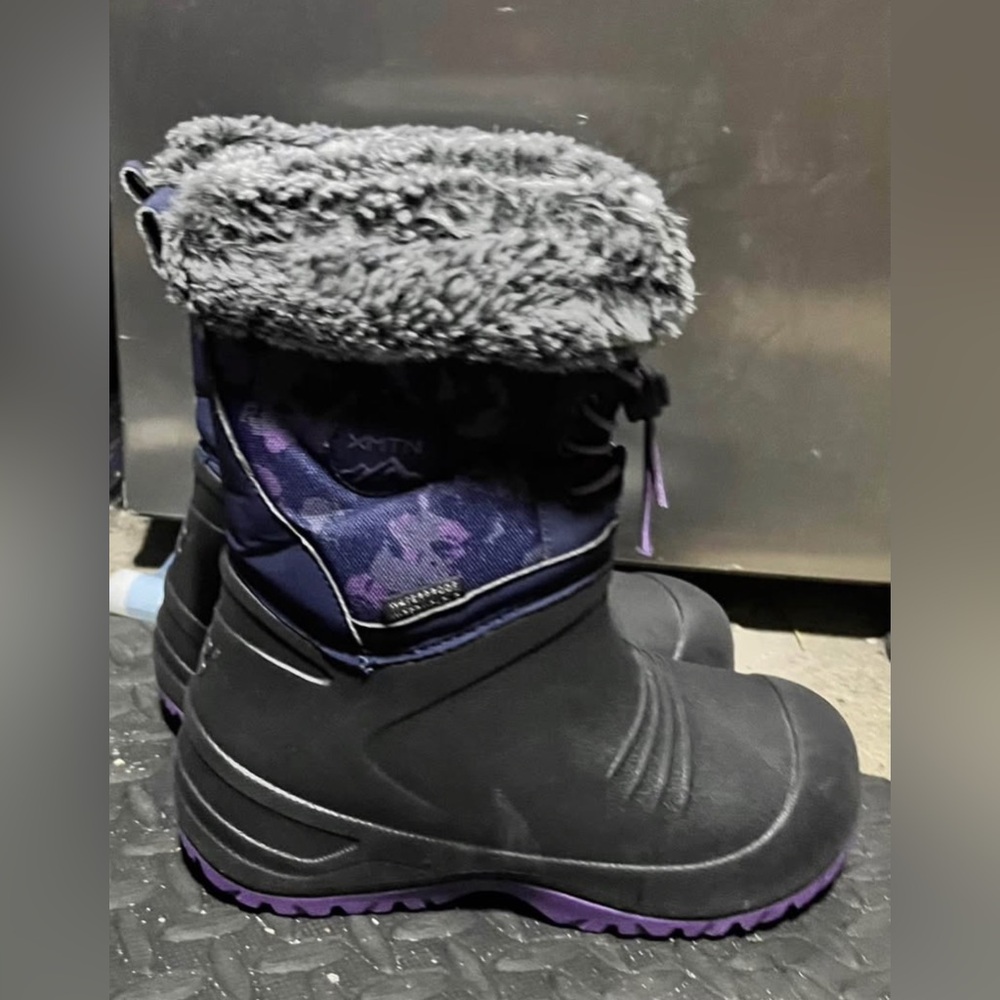 XMTN Girl Black & Purple Winter Fleece Lined Snow Boots